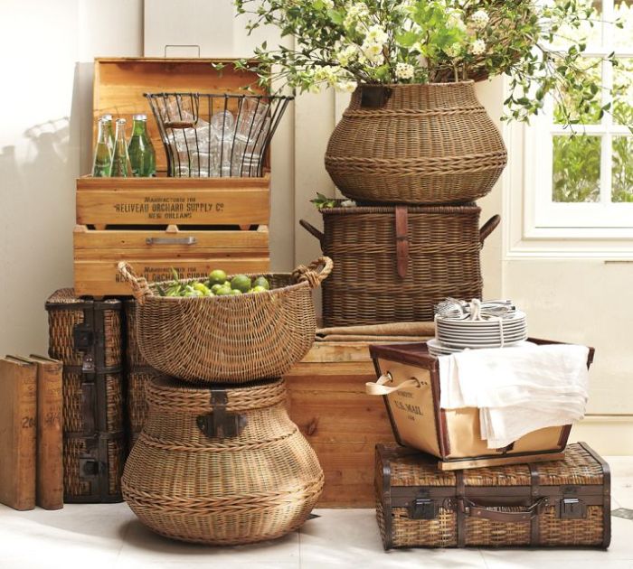 How to decorate a basket for living room